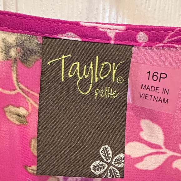 Taylor Petite Floral Pink Dress with Ruffle Hem Smocked Waist Lined Size 16P - Picture 2 of 9